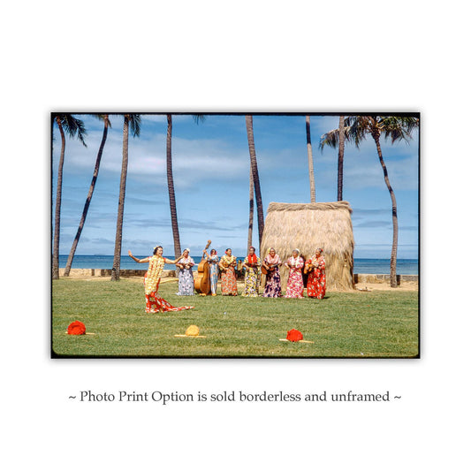 Hula Dancers Vintage Print – Midcentury Hawaiian Oahu Wall Art