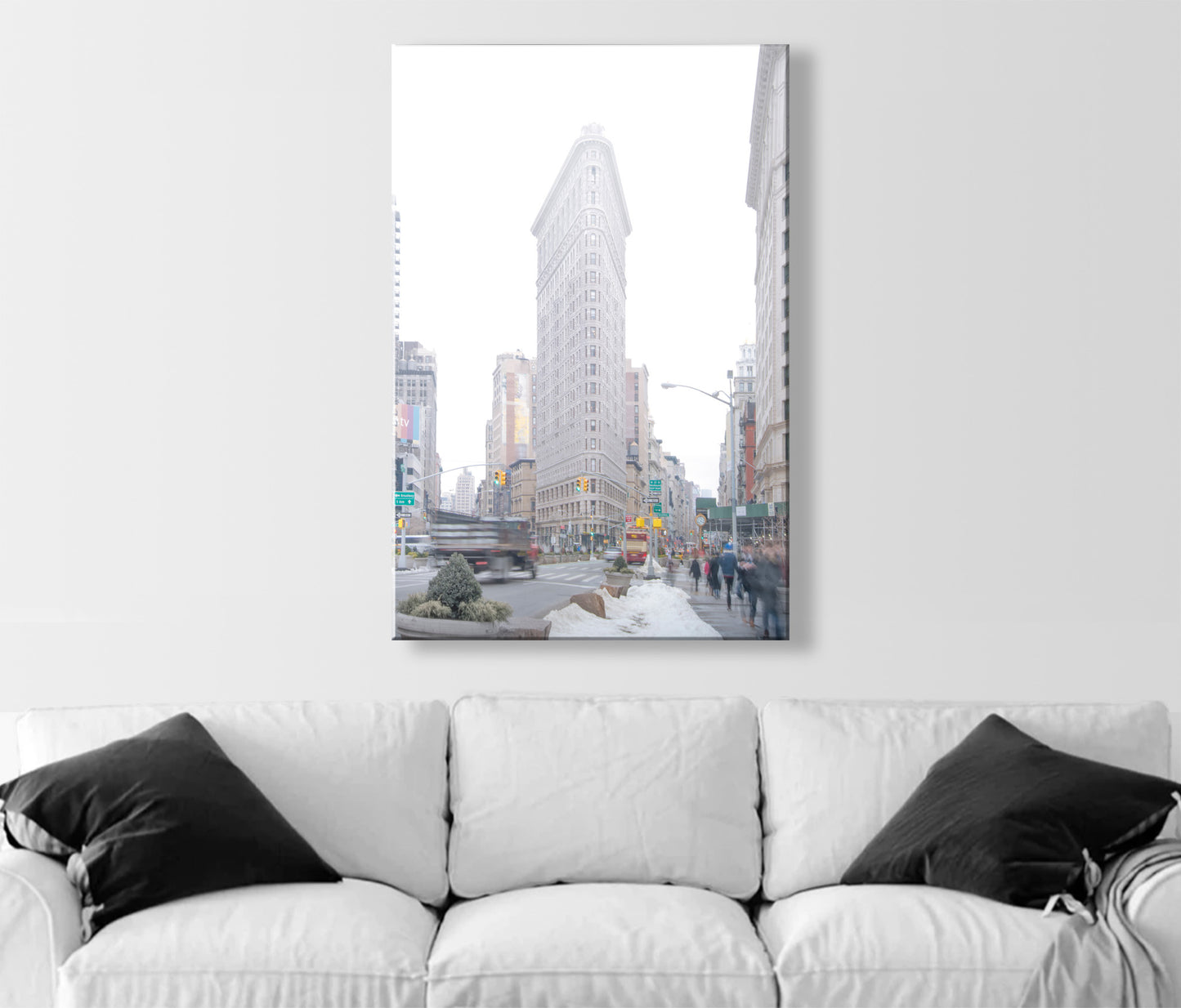 Flatiron Building NYC Winter Photo Print – Iconic Manhattan Landmark