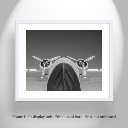 Vintage Seaplane Flying Boat Artwork – Black & White Art Set