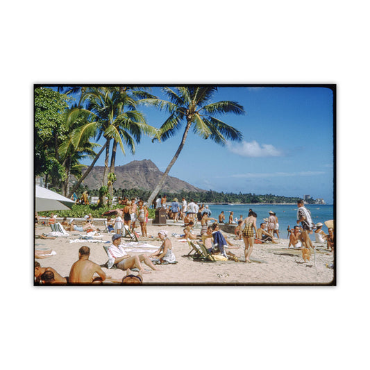 Midcentury Waikiki Beach Scene – Vintage Diamond Head Print